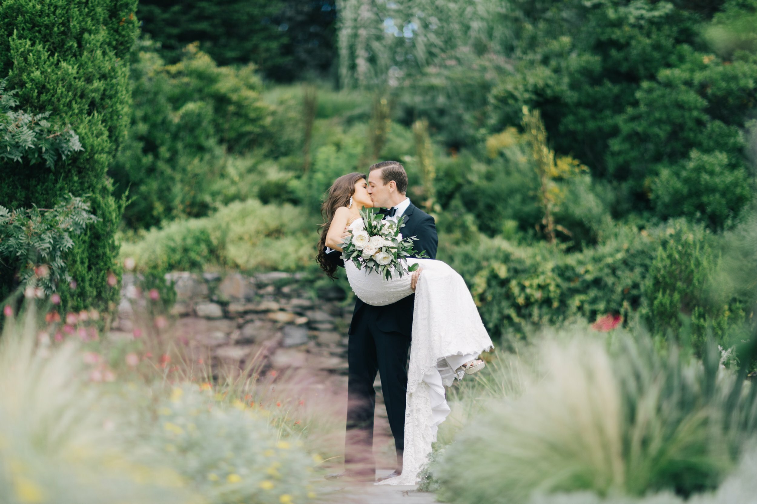 Wedding Spotlight: Jackie & Bill's Wave Hill Wedding