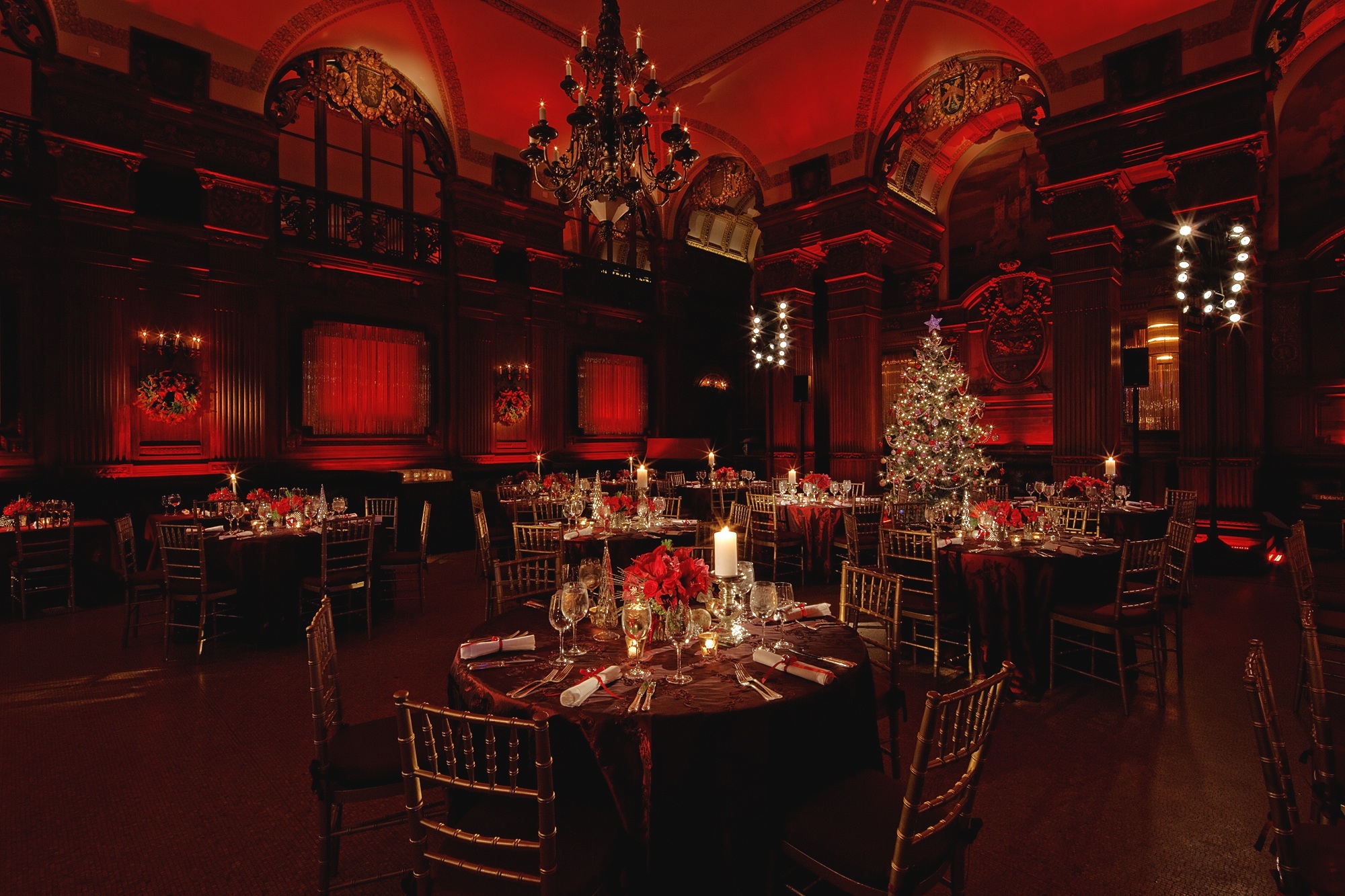 Plaza Archive: The Oak Room