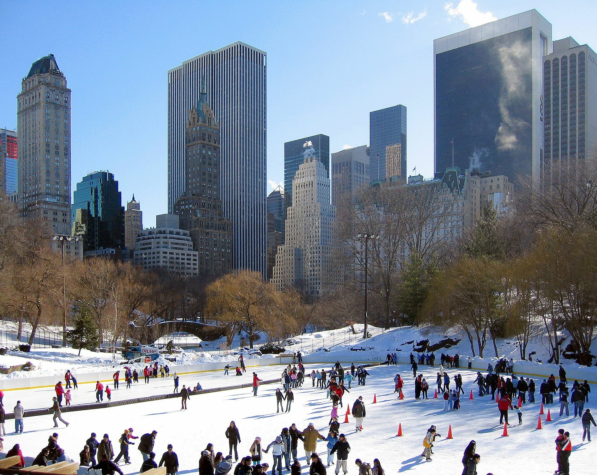 Wollman Rink is Back for Holiday Gatherings