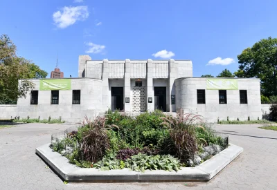 Bronx-Parks_Williamsbridge-Oval-Center